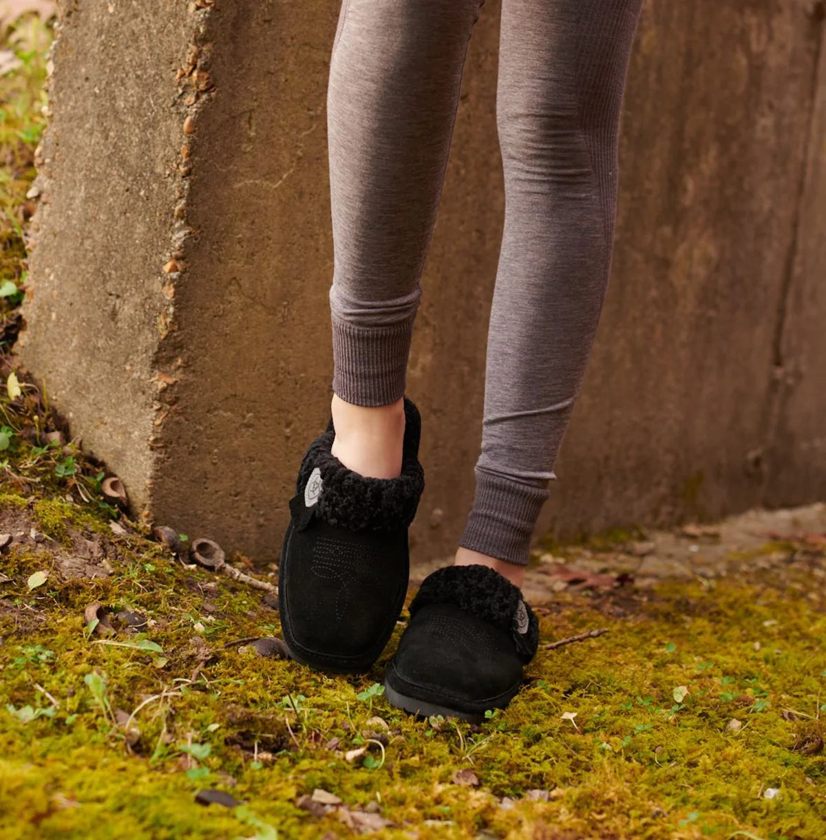 Black Square Toe Slide N58604