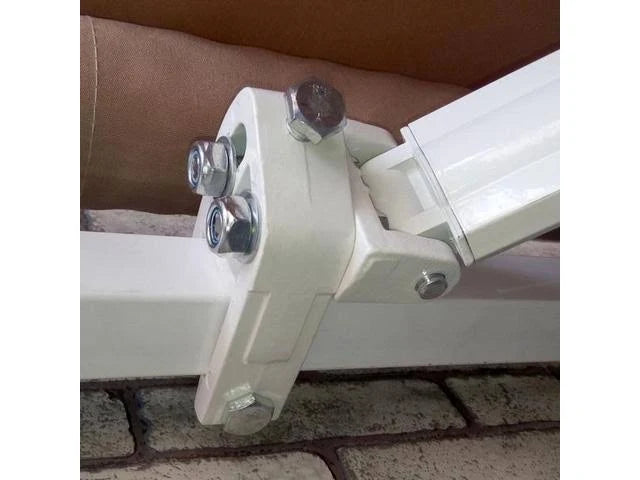 Brown Retractable Patio Awning Canopy E9277