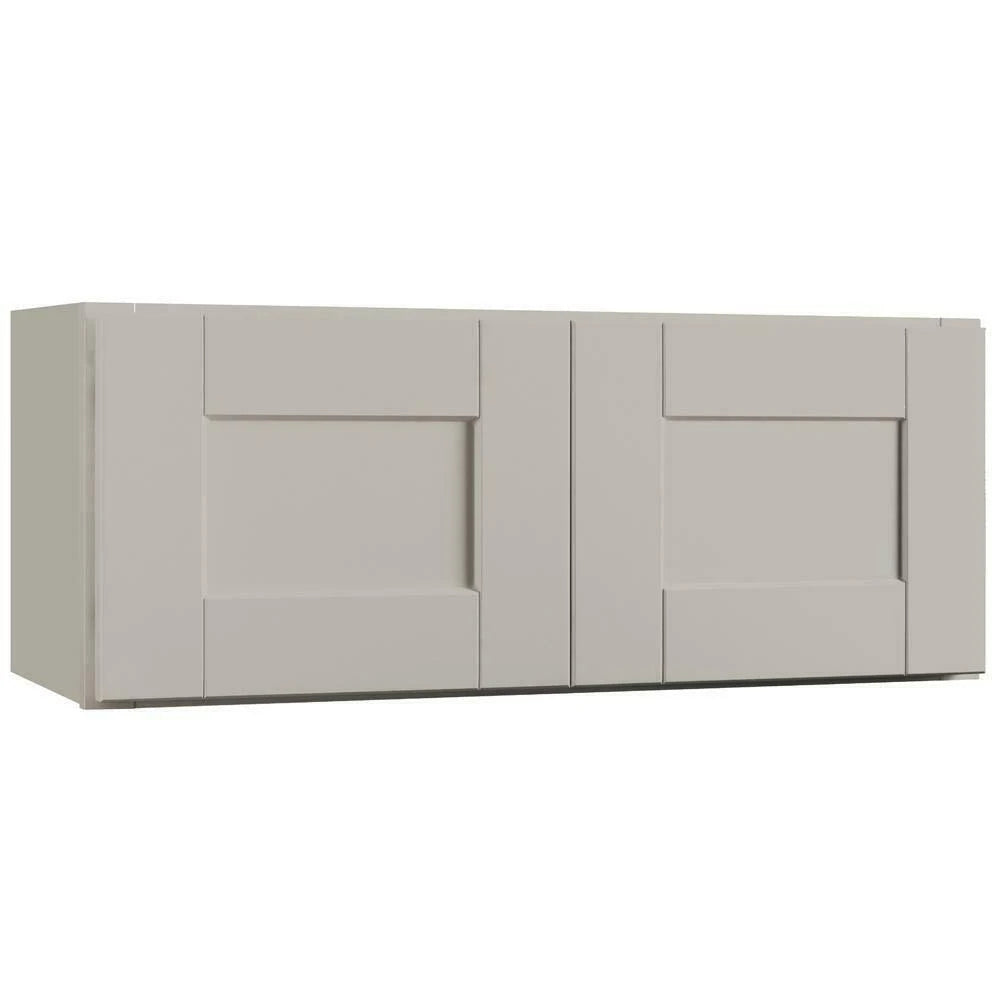 Dove Gray Wall Bridge Kitchen Cabinet O523