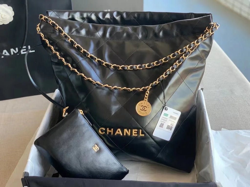 Black Handbag T9230