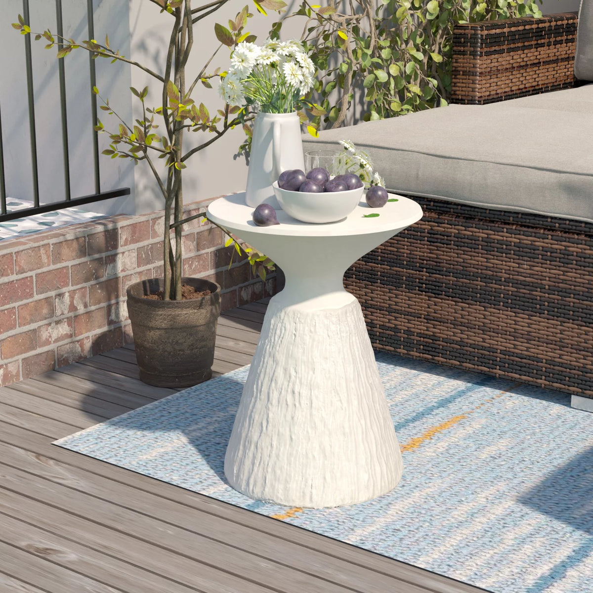 White Round Concrete Side Table Z6415