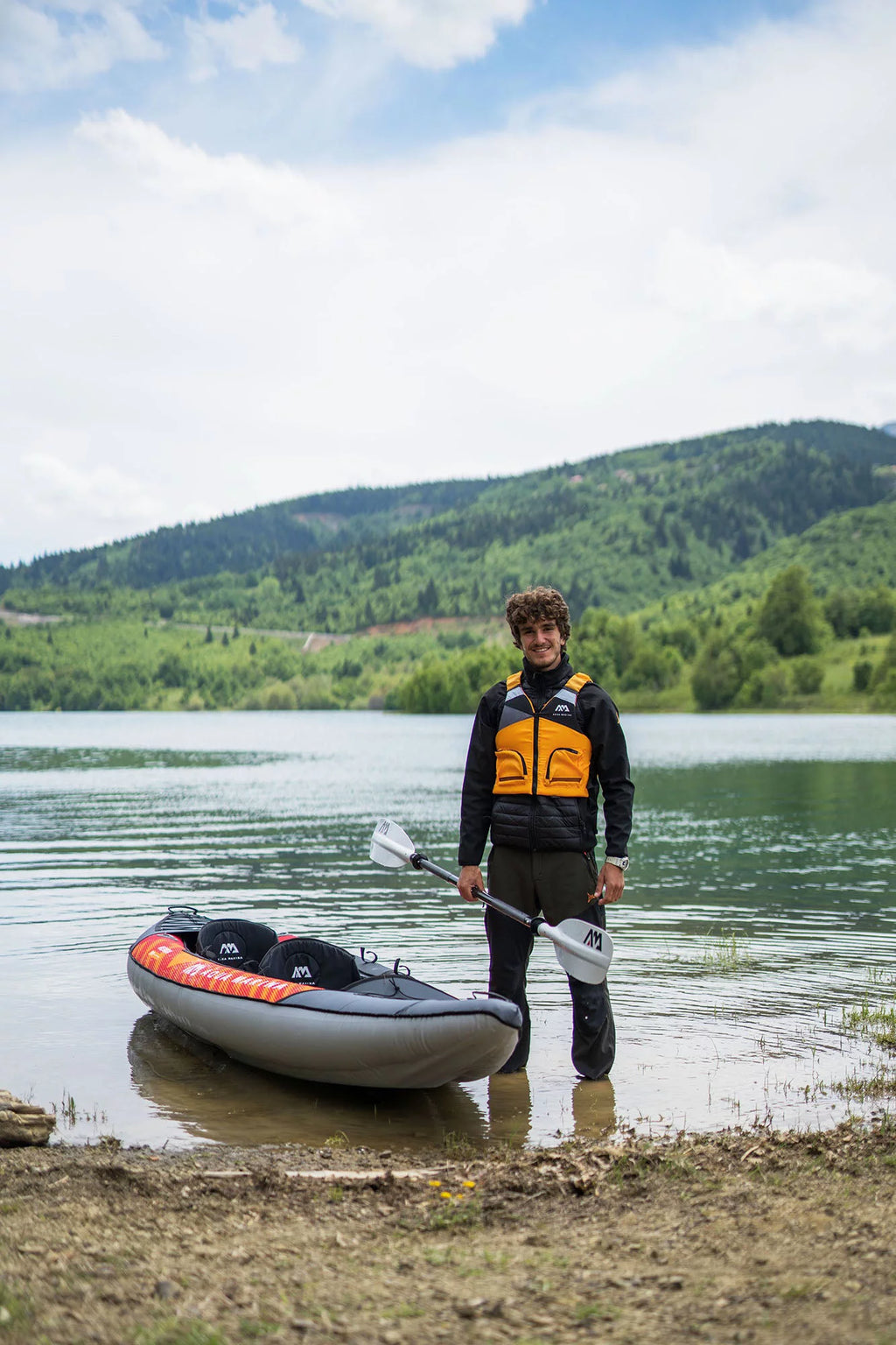 Inflatable Touring Kayak with Carry Bag, Paddle, Fin, Pump K347
