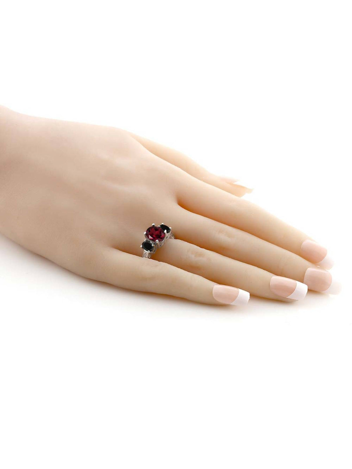925 Sterling Silver Red Rhodolite Garnet Black Onyx 3 Stone Ring V12612