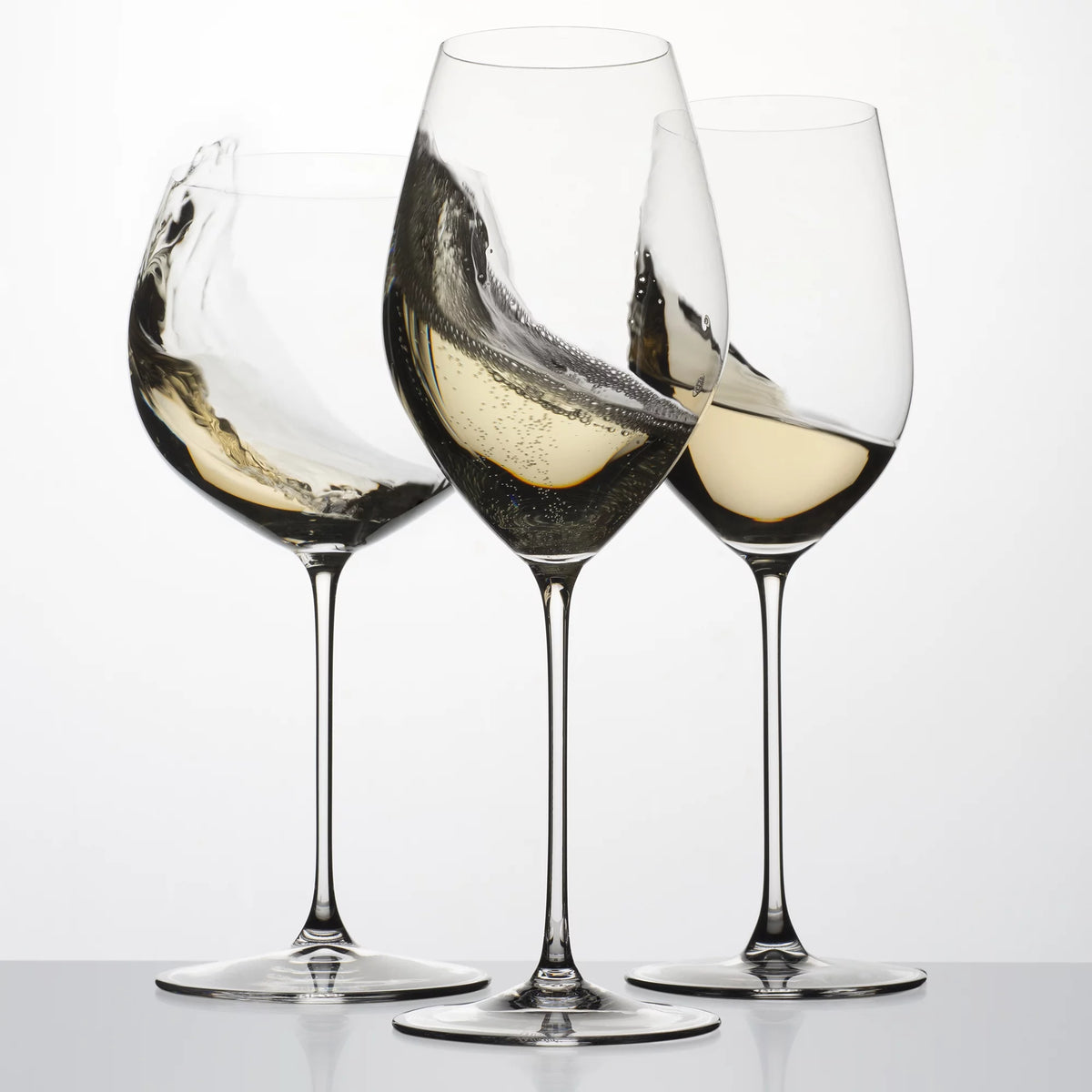 Set of 4 Large White Wine Glasses S453856