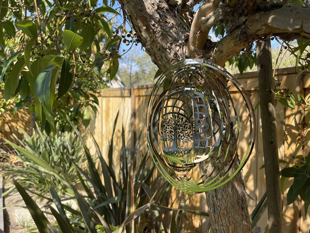 Tree of Life Dreamcatcher Kinetic Wind Spinner Outdoor Metal Hanging Spinners Large 3D Garden Art Wind Sculpture A837657