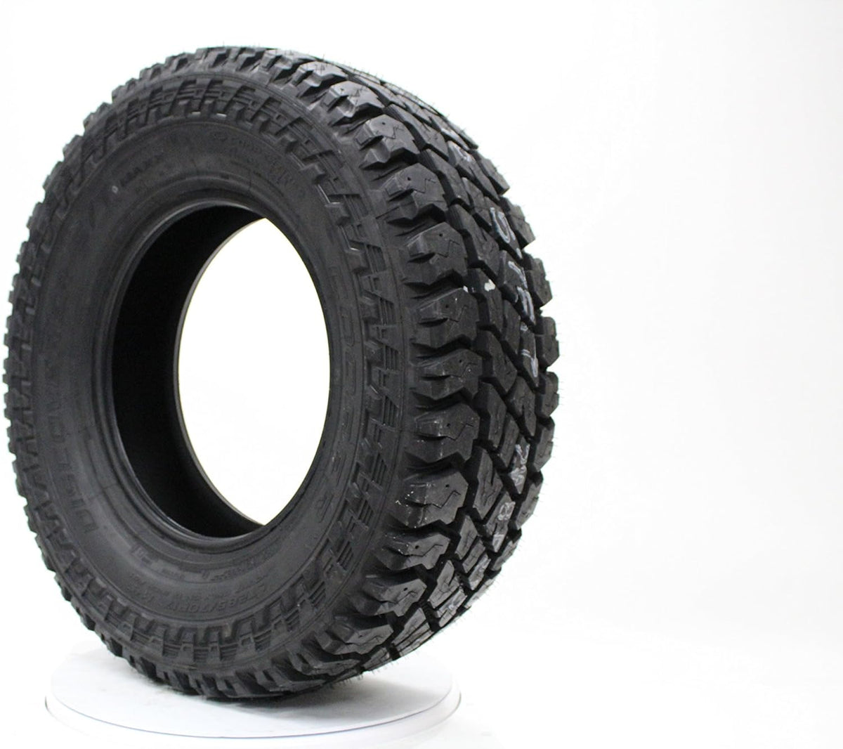 LT255/80R17 All-Season Radial Tire Q870