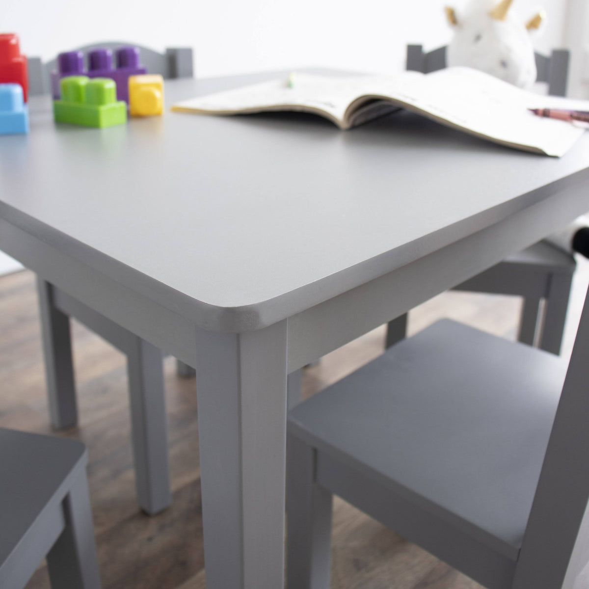 Grey Wood Kids Table and 4 Chair Set B8907