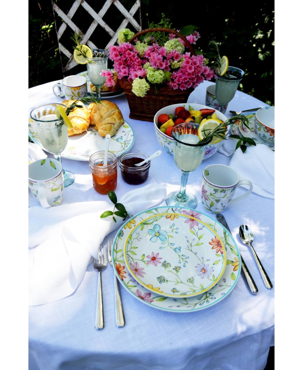 16 Piece Multicolor Dinnerware Set F5098