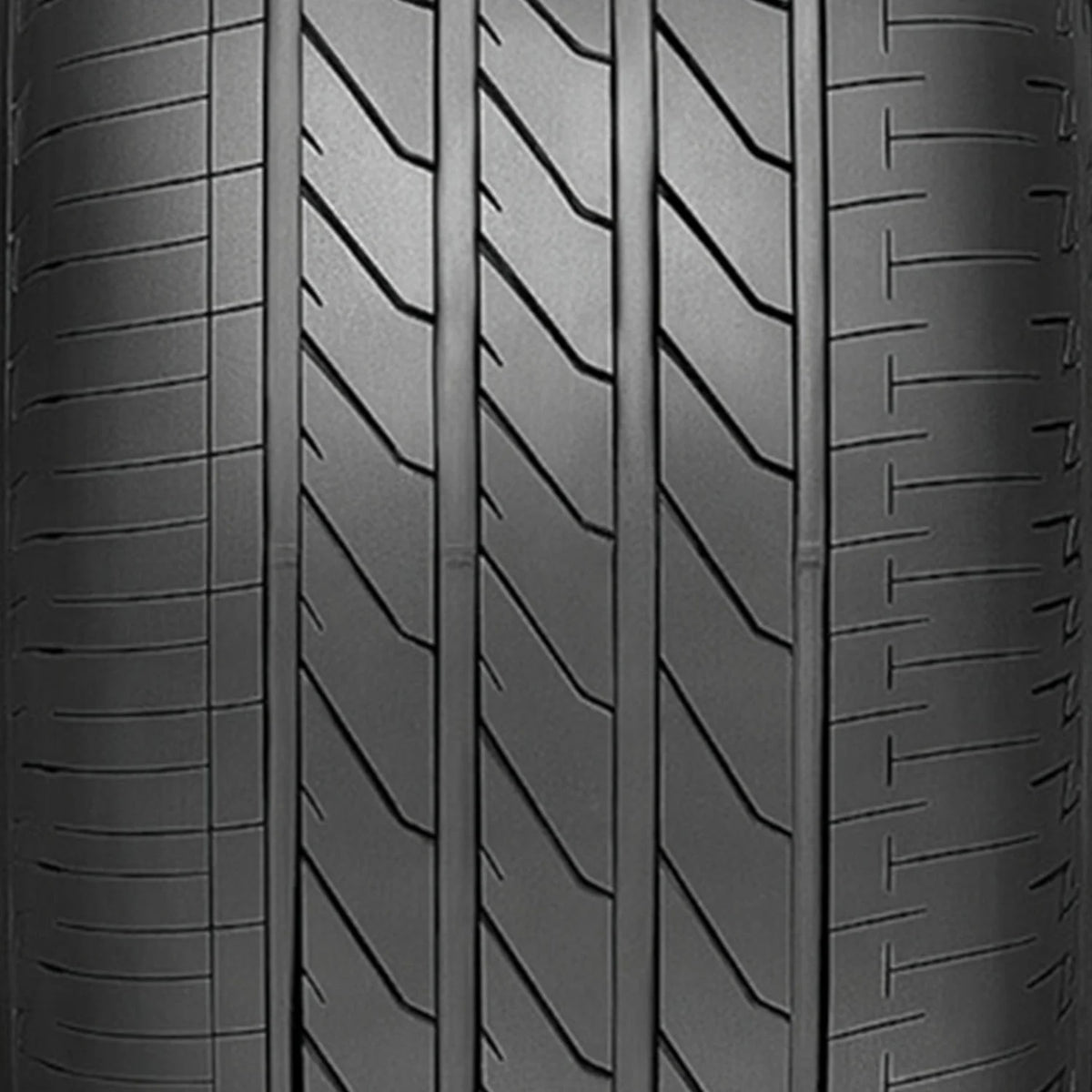 235/45R18 94W Passenger Tire K472