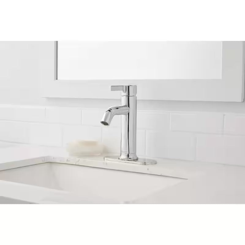 Single-Handle Single-Hole Bathroom Faucet in Chrome W167507