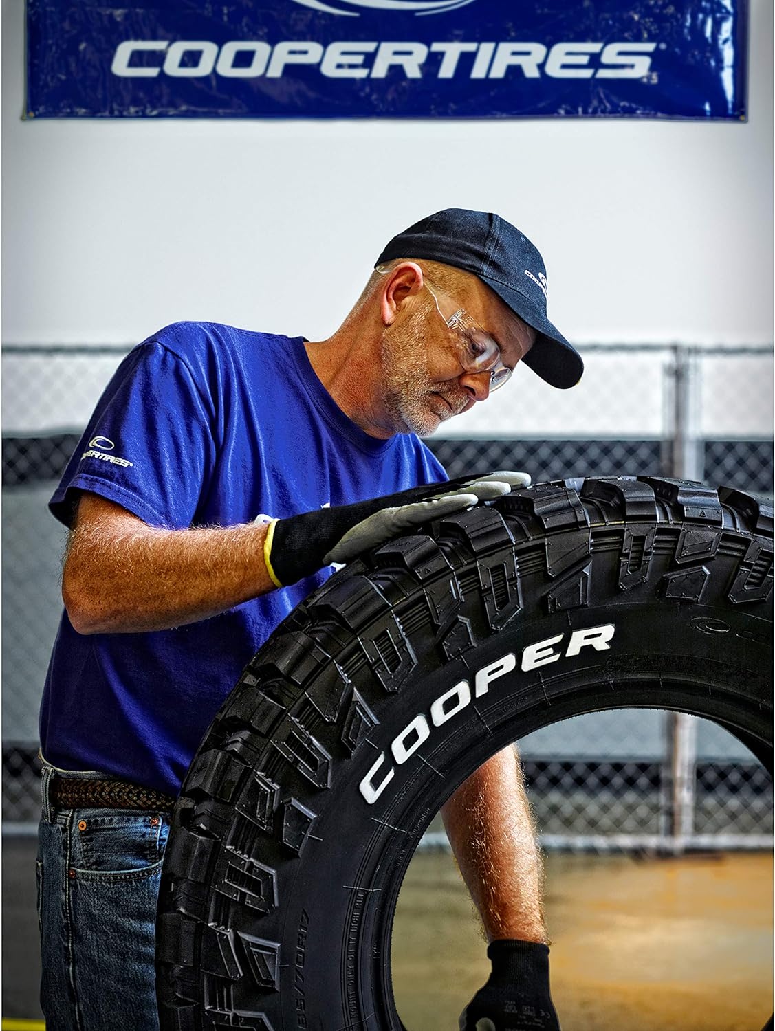 LT255/80R17 All-Season Radial Tire Q870