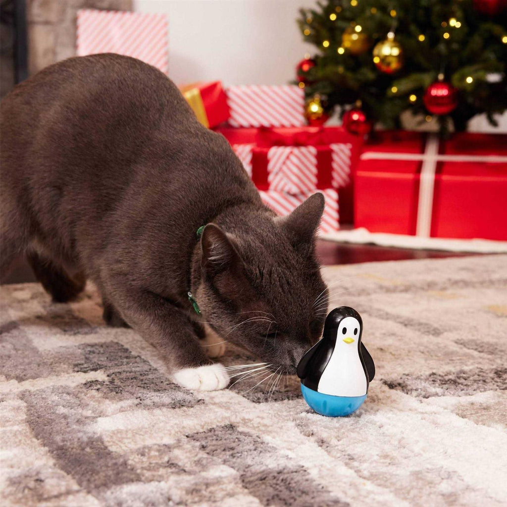 Treat Dispensing Cat Toy Q788