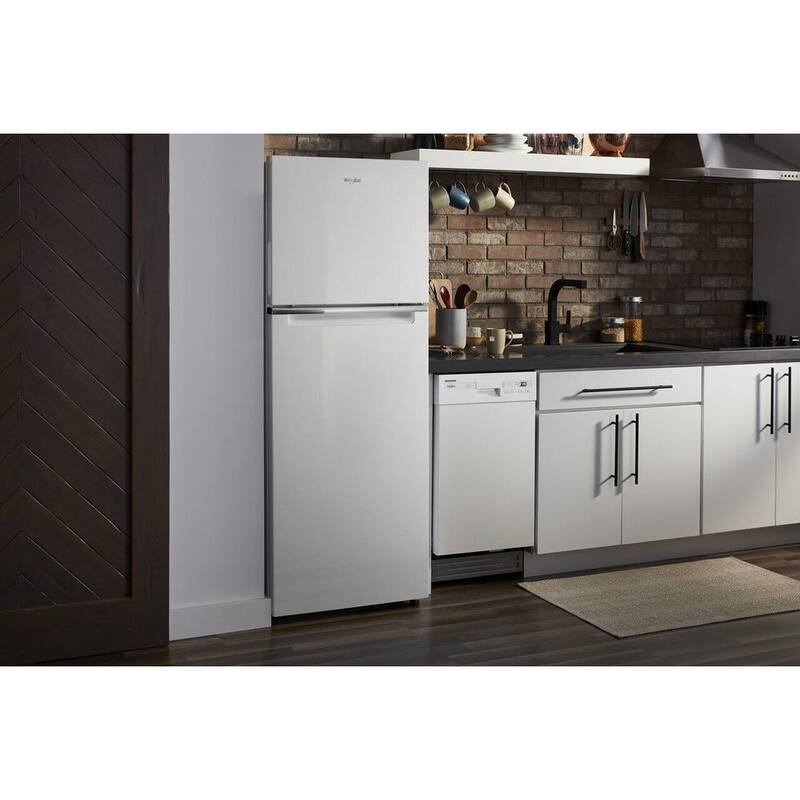 White Top Freezer Refrigerator H48562