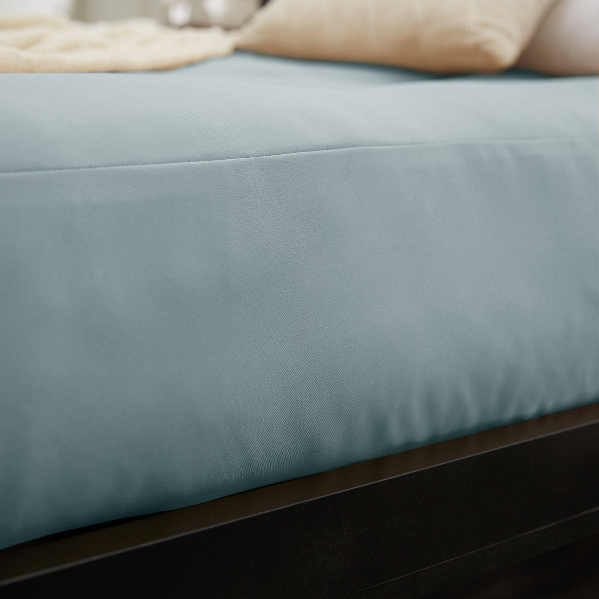 Full-Size 8-Inch Futon Mattress B6912