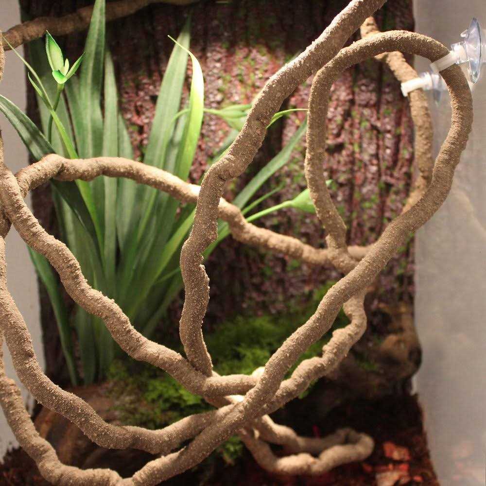 8-Foot Reptile Vines Flexible Jungle Climber S5348