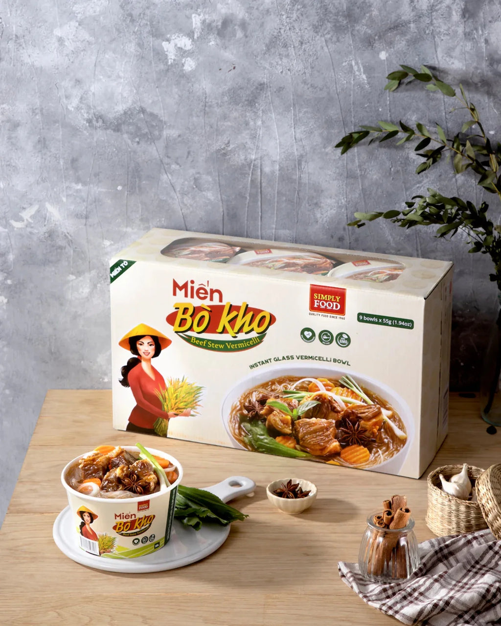 Instant Beef Stew Glass Noodle 9 Bowls 55g Fork Included M832089
